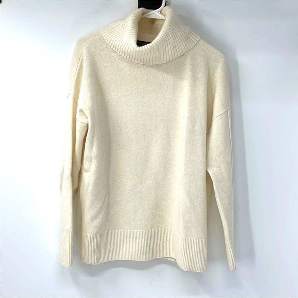 Banana Republic Italian Wool Cashmere Turtleneck Sweater